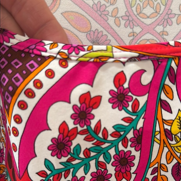 Trina Turk Red and Pink Graphic Bell Sleeve Tunic - Picture 5 of 6